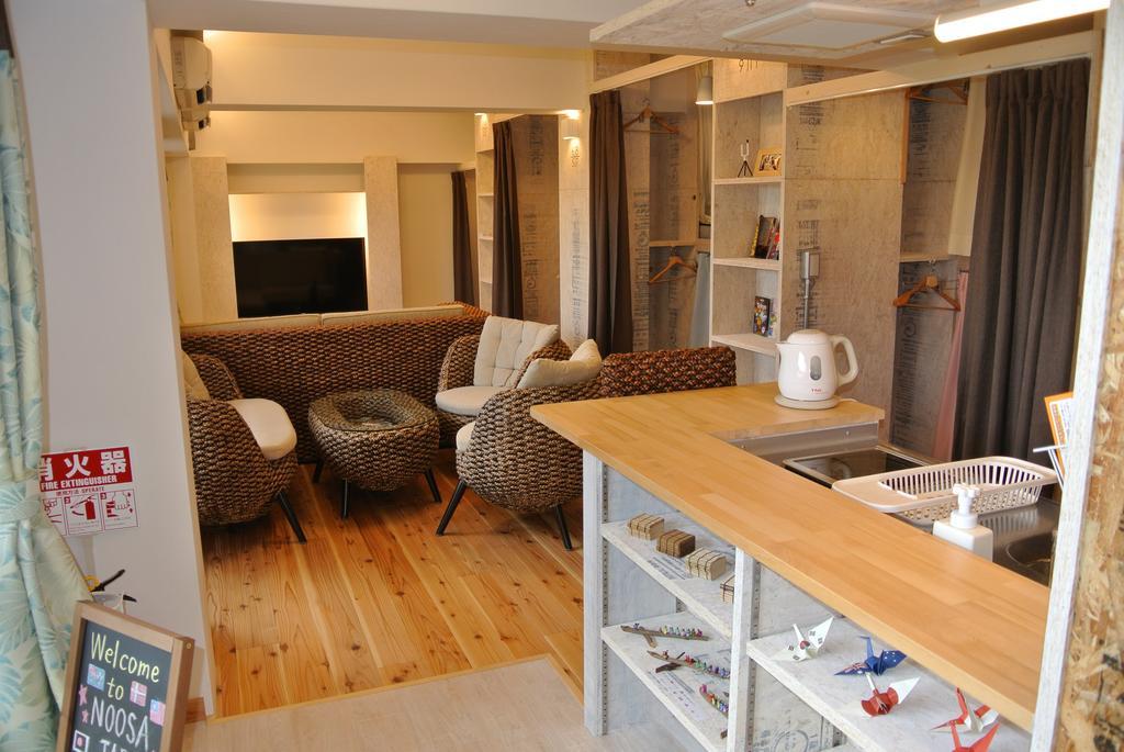 Backpackers Hotel Noosa Japan In Takatsuki Tonda מראה חיצוני תמונה
