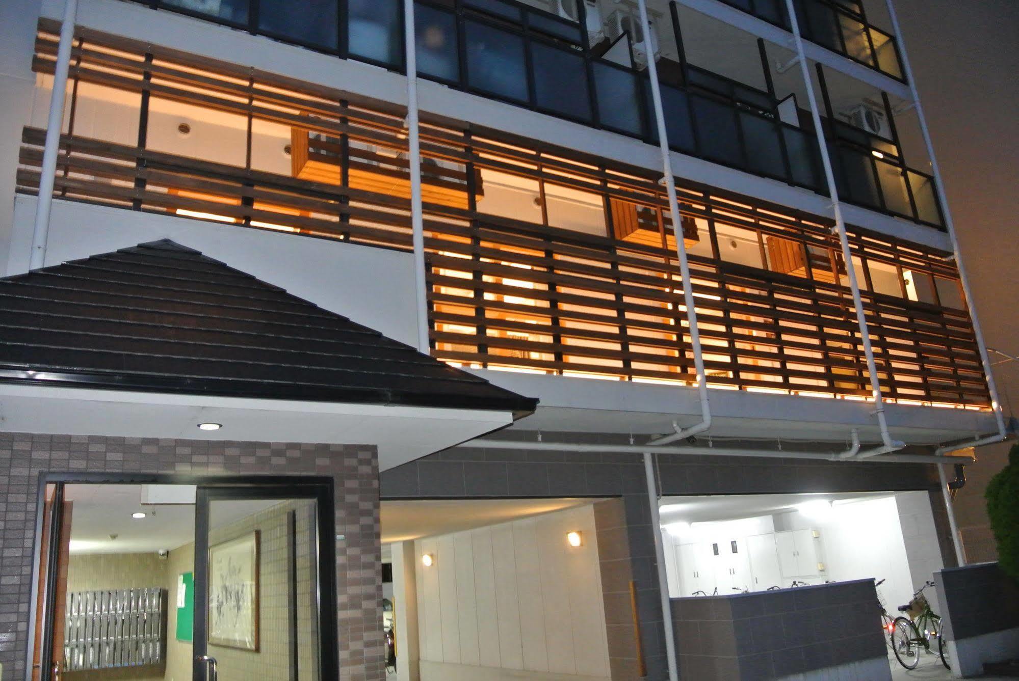 Backpackers Hotel Noosa Japan In Takatsuki Tonda מראה חיצוני תמונה